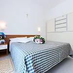 Hotel Lem-casadei 3*