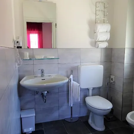Hotel Lem-casadei 3*