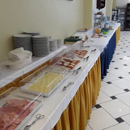 Lem-casadei Hotell