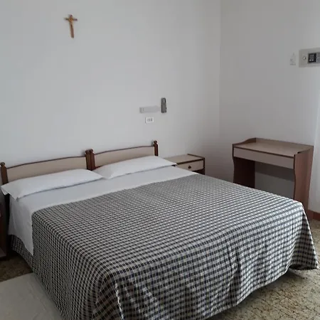 Lem-casadei Hotell 3*