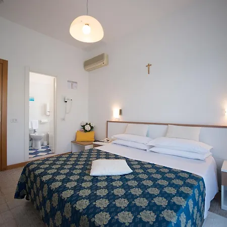 Lem-casadei Hotell 3*
