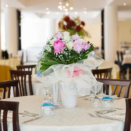 Lem-casadei Hotel 3*