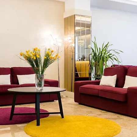 Lem-casadei Hotell