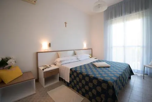 Hotel Lem-casadei 3*