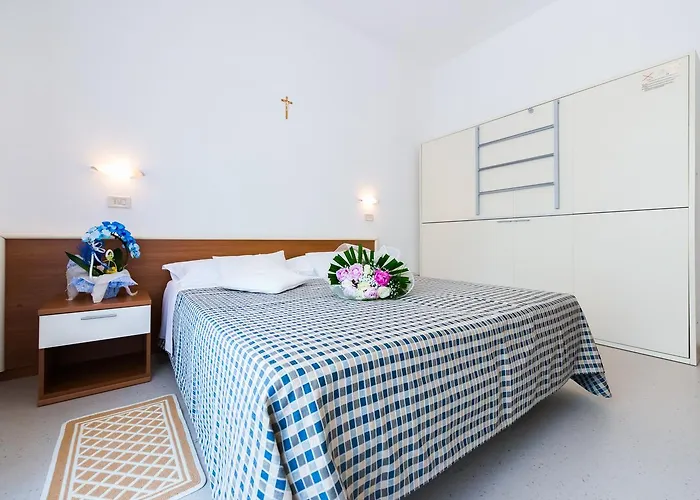 Hotel Lem-casadei 3*