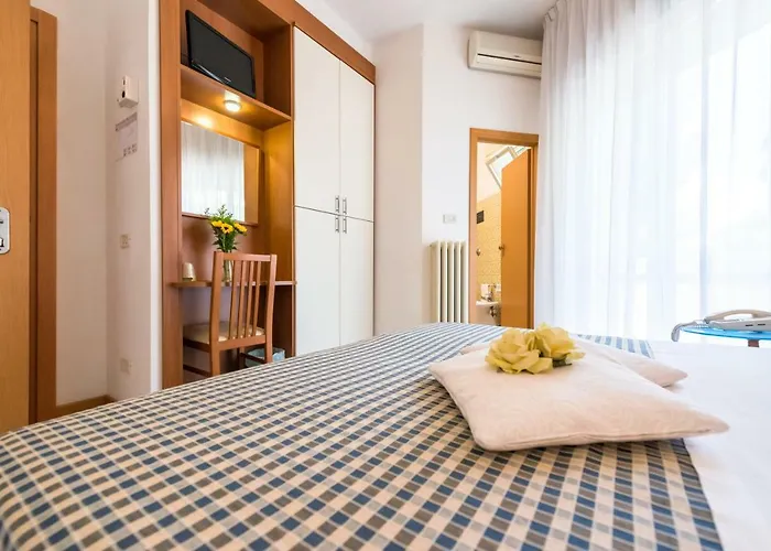 Lem-casadei Hotel 3*